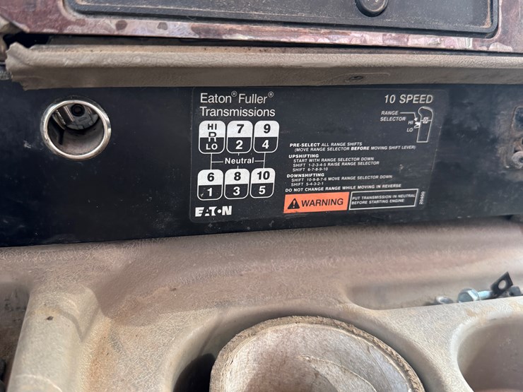 2007-international-9900i-image-6