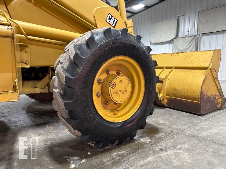 2001-caterpillar-420d-image-34