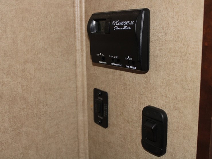 #7364-•-2015-jayco-pinnacle-fifth-wheel-camper-image-19