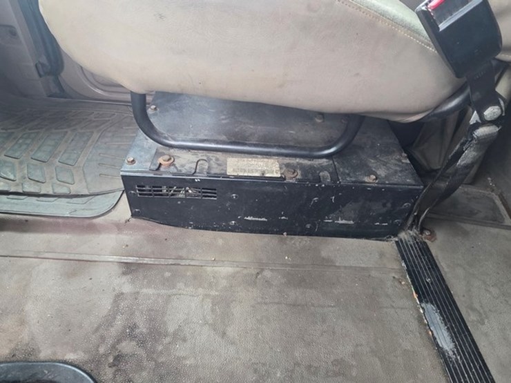 2006-international-9900-image-69