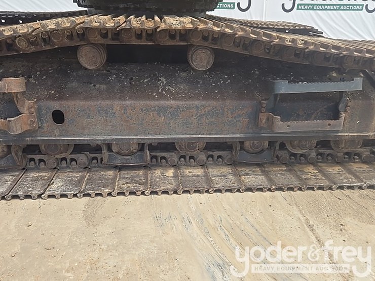 2015-komatsu-pc490-lc-11-image-19