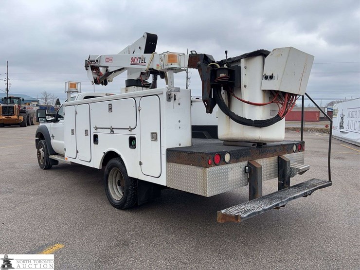 2012-ford-f550-image-7