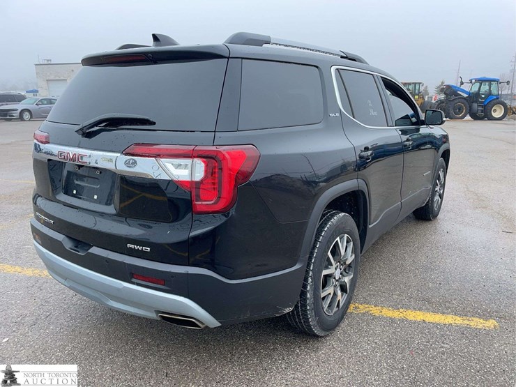 2021-gmc-acadia-image-5