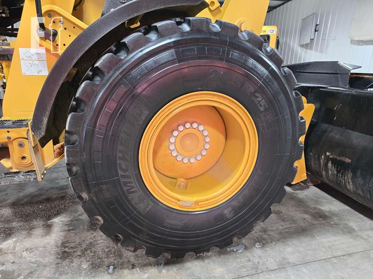 2019-caterpillar-926m-image-28