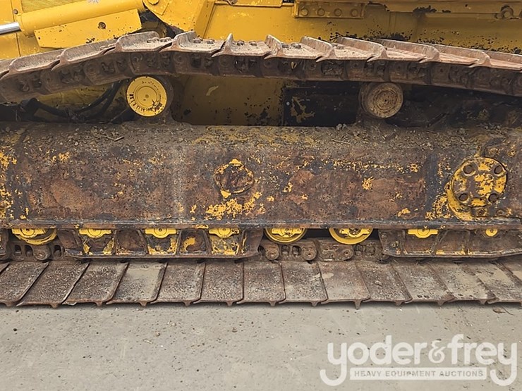 2014-komatsu-d61px-23-image-12