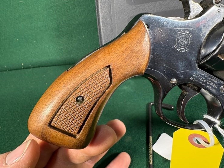 rossi-interarms-22-lr-revolver-image-6