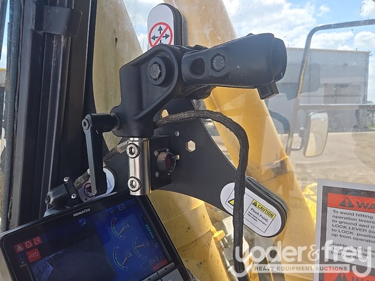 2015-komatsu-pc490-lc-11-image-158