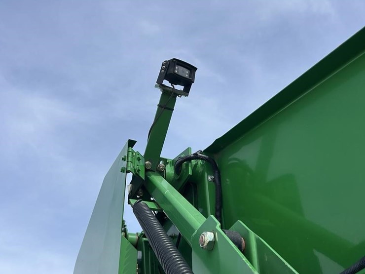 2001-john-deere-567-image-43