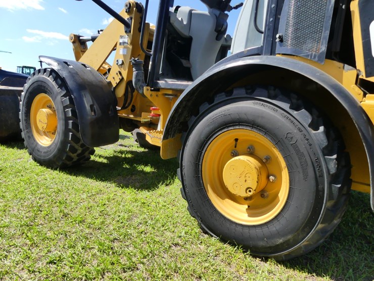 2015-caterpillar-906h2-image-6