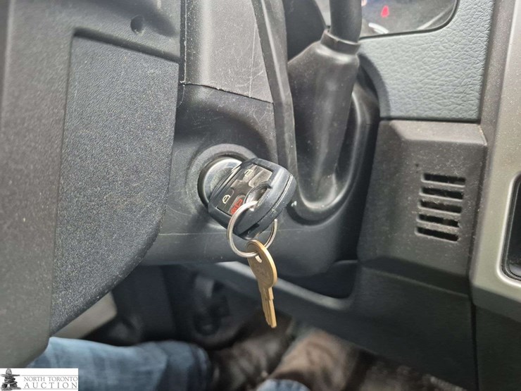 2013-ford-f150-image-13