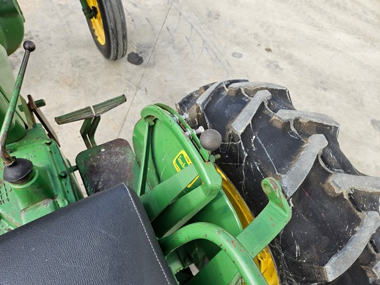 john-deere-40-image-19