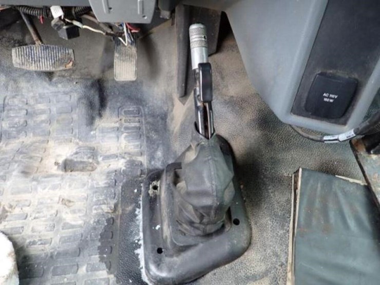 2017-ford-f750-image-19