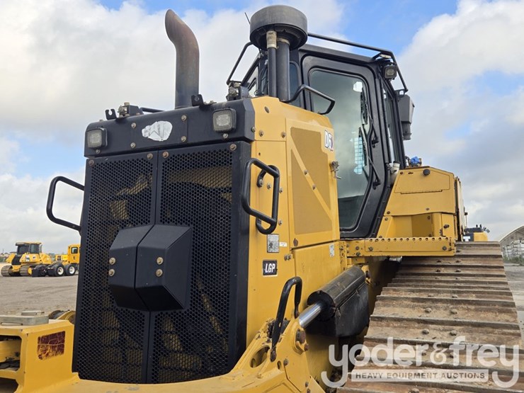 2019-caterpillar-d6-lgp-image-59