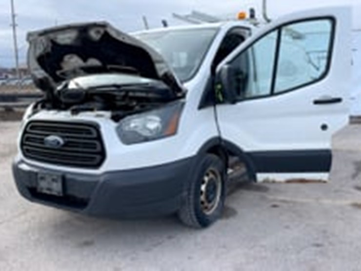 2015-ford-transit-image-9