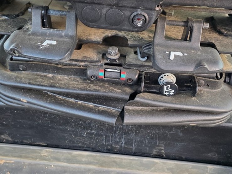 2020-caterpillar-140-image-69