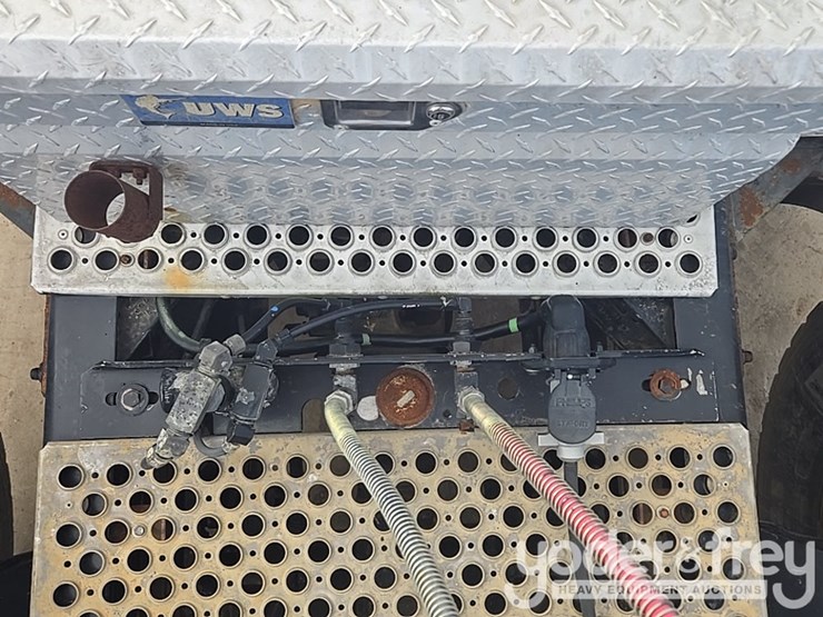 2014-kenworth-t800-image-42