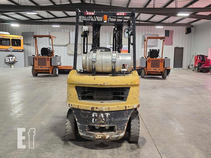 2021-caterpillar-gp25n-image-8