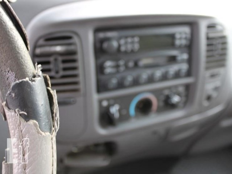 1999-ford-f150-image-9