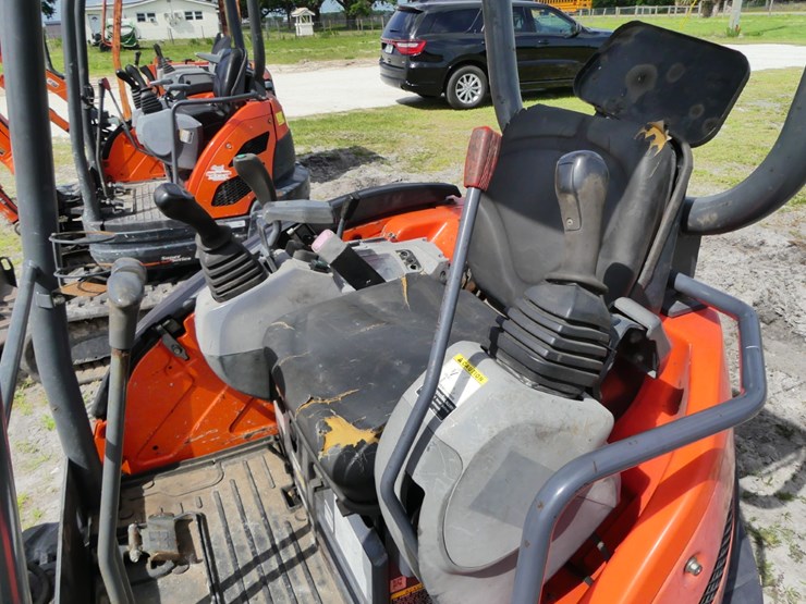 2021-kubota-u25-image-11