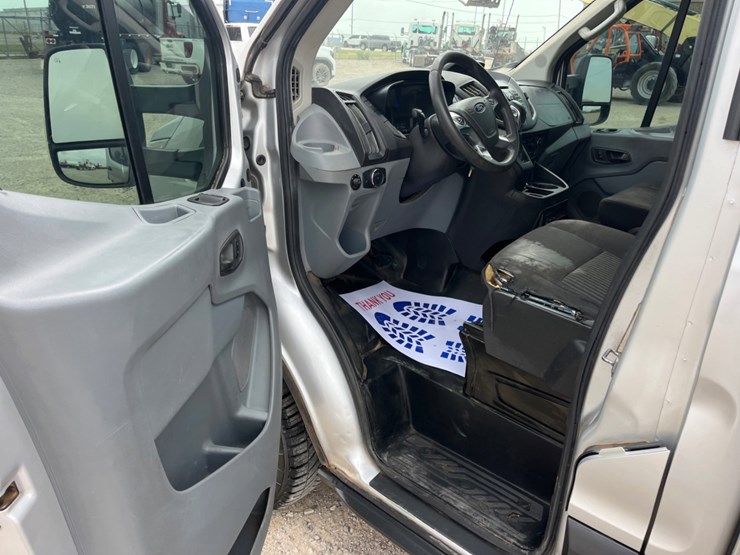 2018-ford-transit-image-27