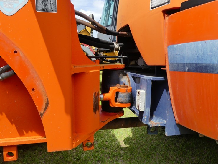 2001-kubota-r520-image-13