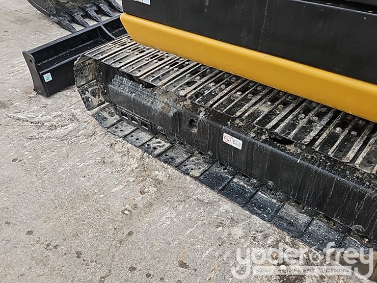 2018-caterpillar-305.5-image-46