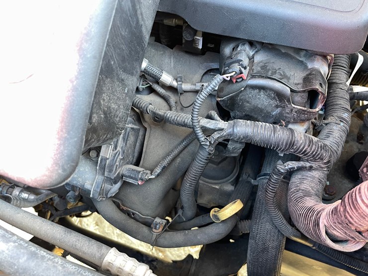 2013-chevrolet-equinox-image-72