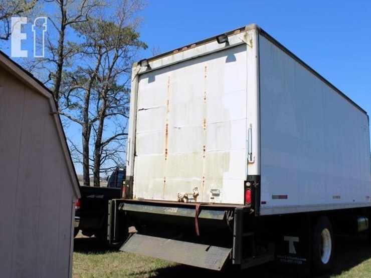 2000-isuzu-ftr-image-4