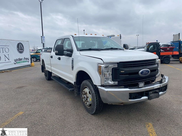 2019-ford-f350-image-3