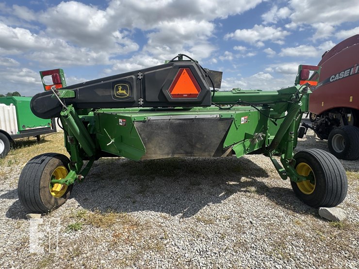 john-deere-946-image-11