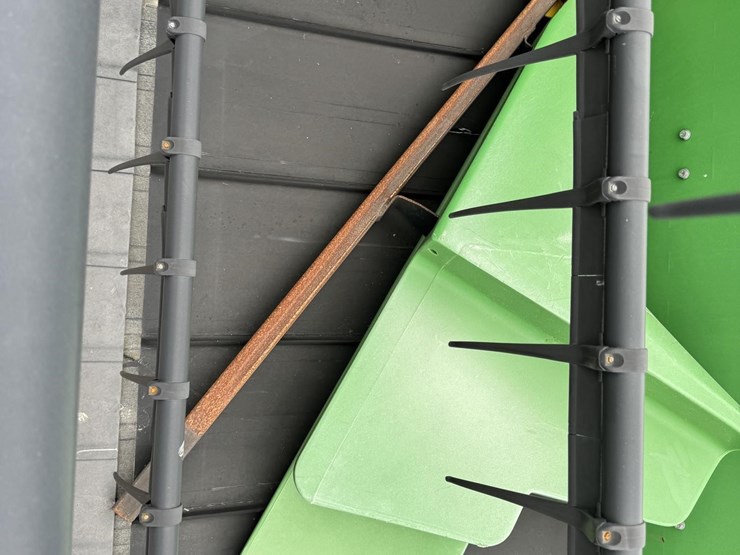 2015-john-deere-640fd-image-10