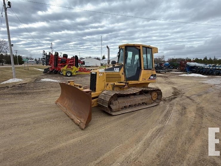 2005-caterpillar-d5g-lgp-image-6