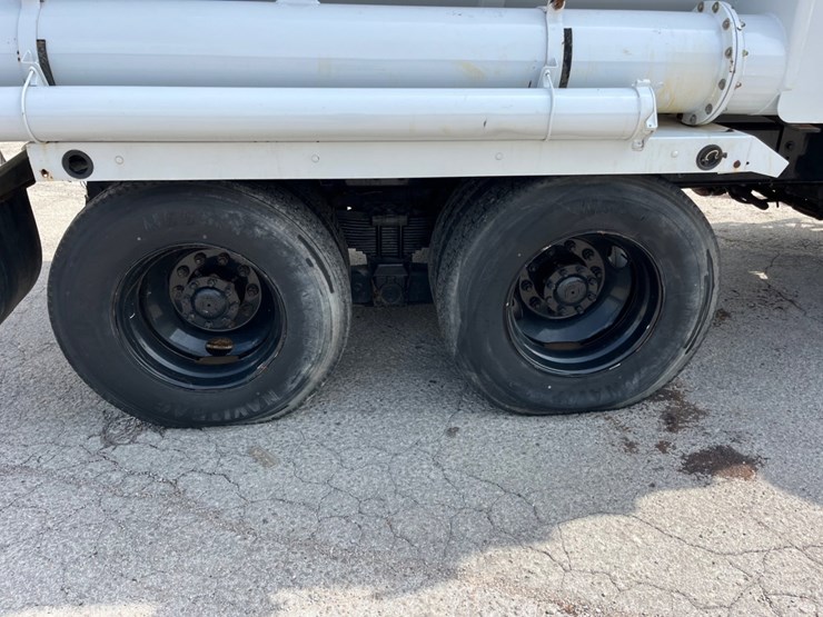 2012-international-workstar-7600-image-19