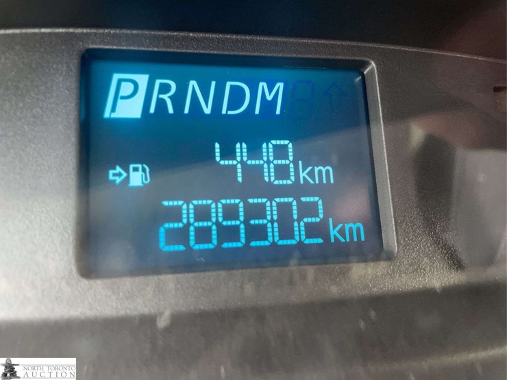 2016-ford-transit-image-17