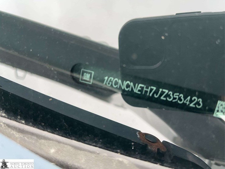 2018-chevrolet-silverado-1500-image-16