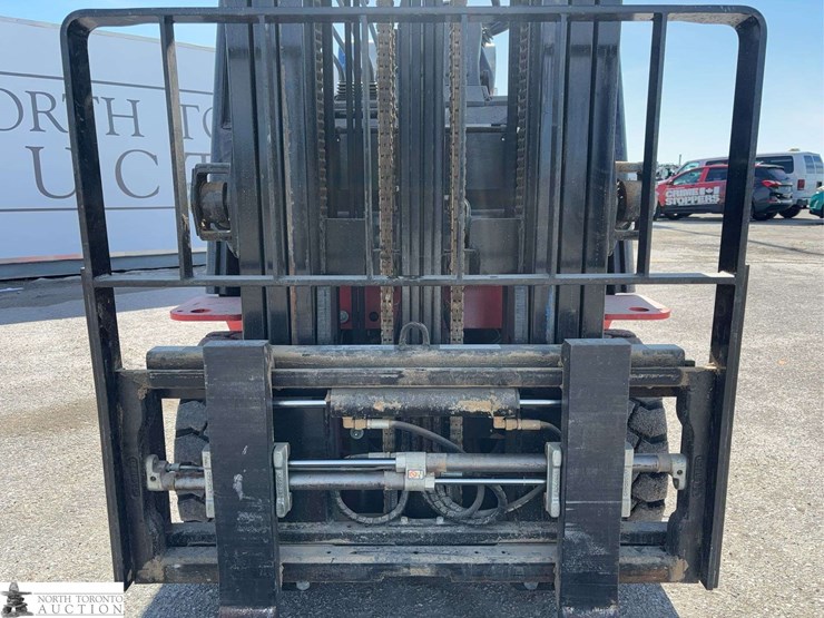 2023-hangcha-25-5000-lbs-forklift-image-11