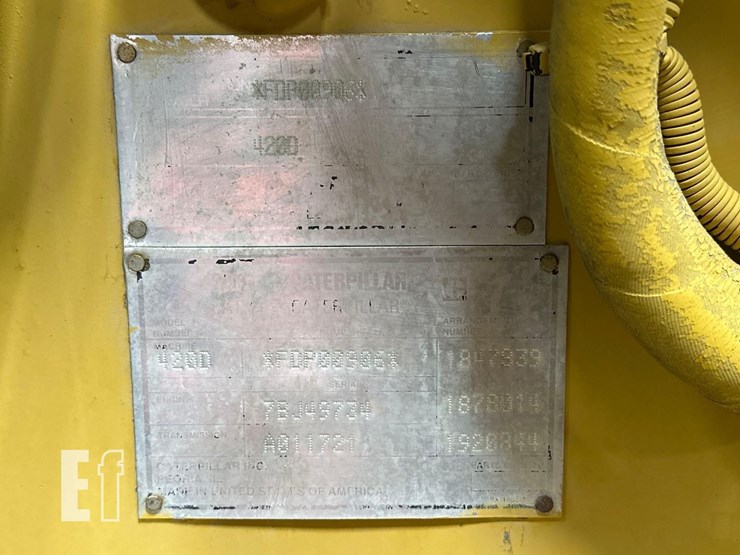 2001-caterpillar-420d-image-39