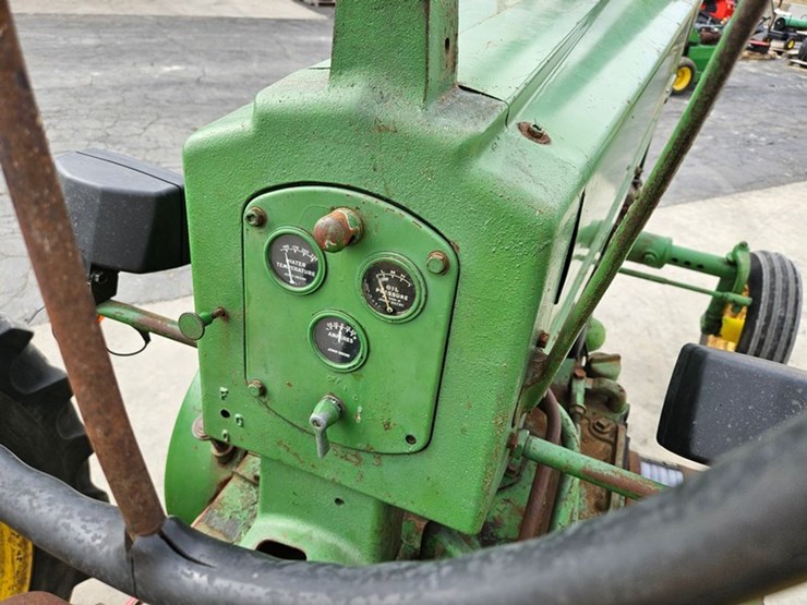 1953-john-deere-70-image-32