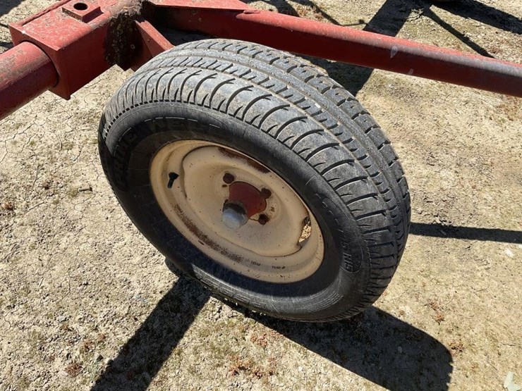 new-holland-260-image-12