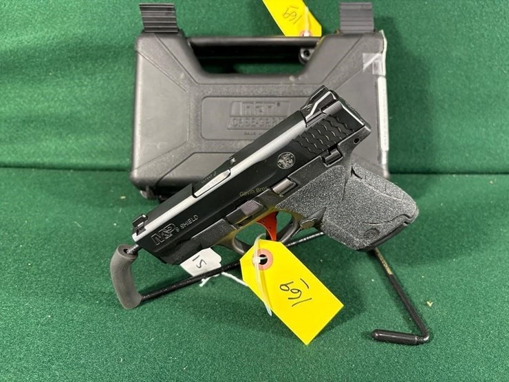 smith-&-wesson-9-shield-9mm-pistol-image-6