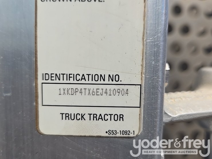 2014-kenworth-t880-image-146