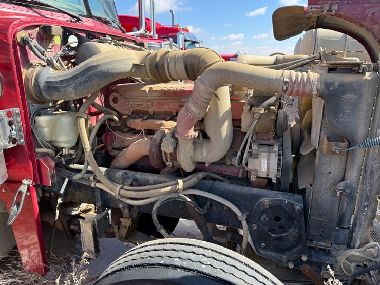 2007-peterbilt-379-image-17