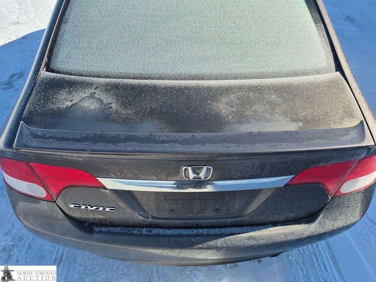 2009-honda-civic-sport-4dr-sedan-5a-image-27