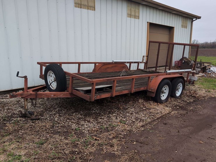 utility-trailer-with-gate-and-spare-tire---no-title---16’-long-deck-image-1