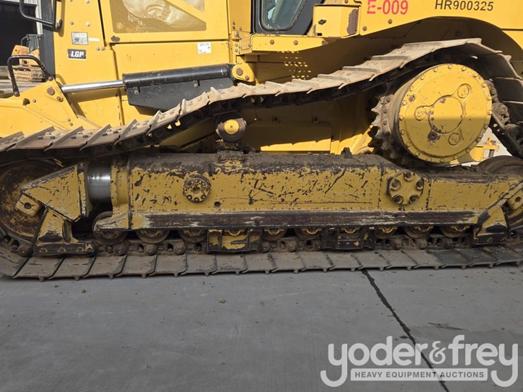 2019-caterpillar-d6-lgp-image-9