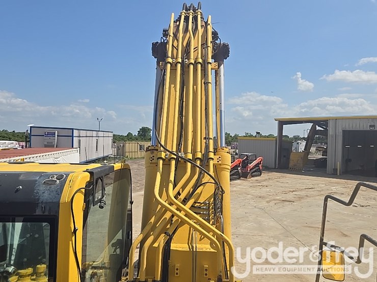 2015-komatsu-pc490-lc-11-image-136