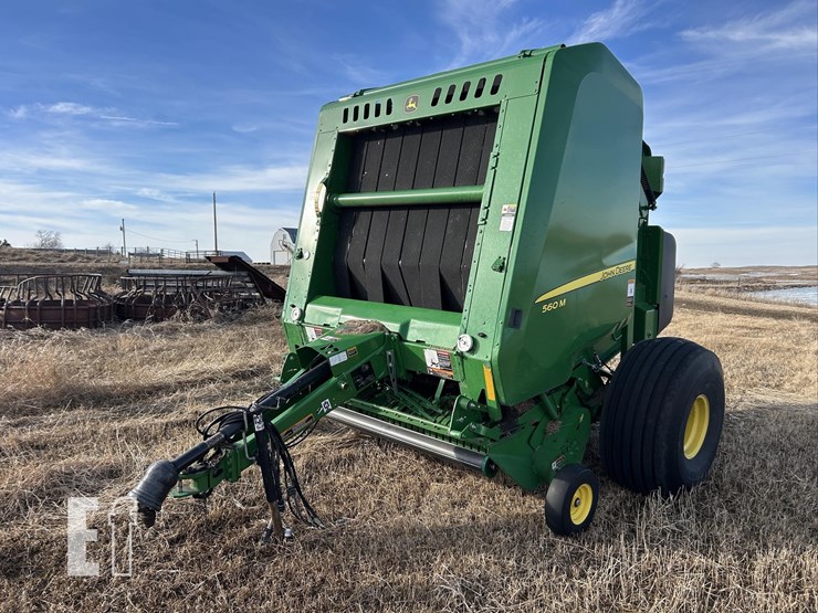 2019-john-deere-560m-image-7