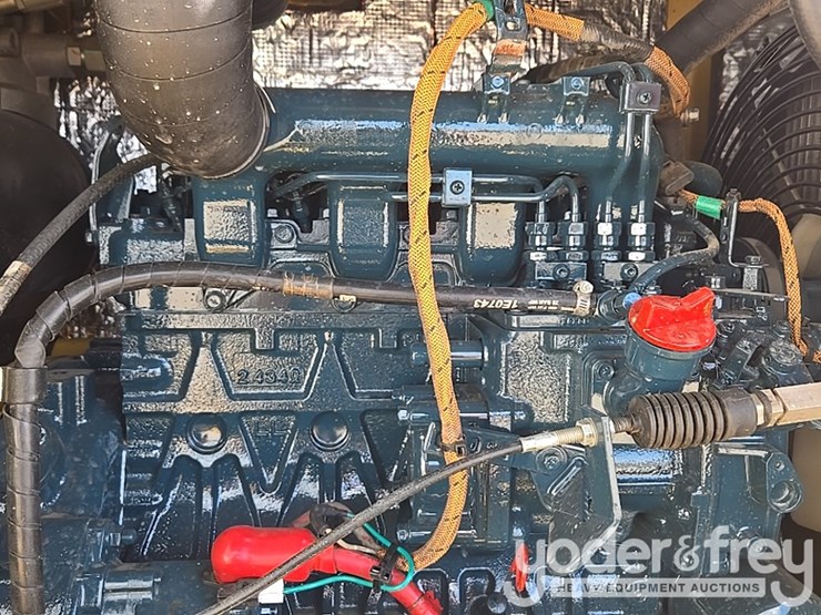 2018-caterpillar-305.5-image-61