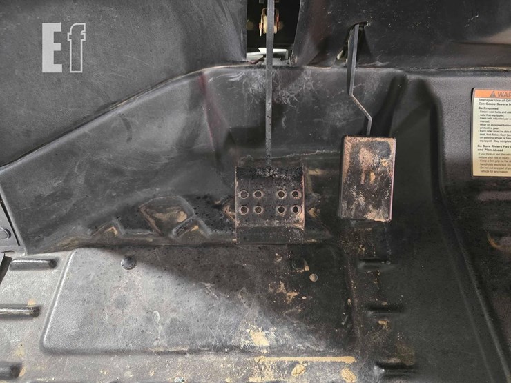 2016-mahindra-mpact-xtv-750c-image-11