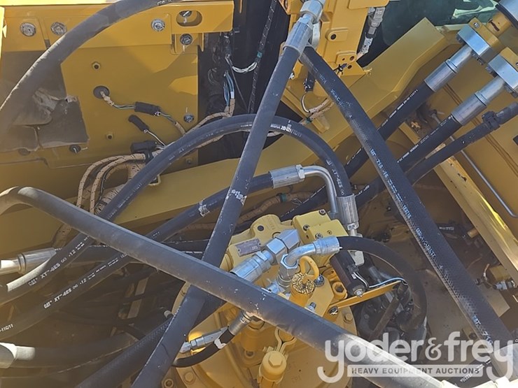 2019-caterpillar-336-image-72